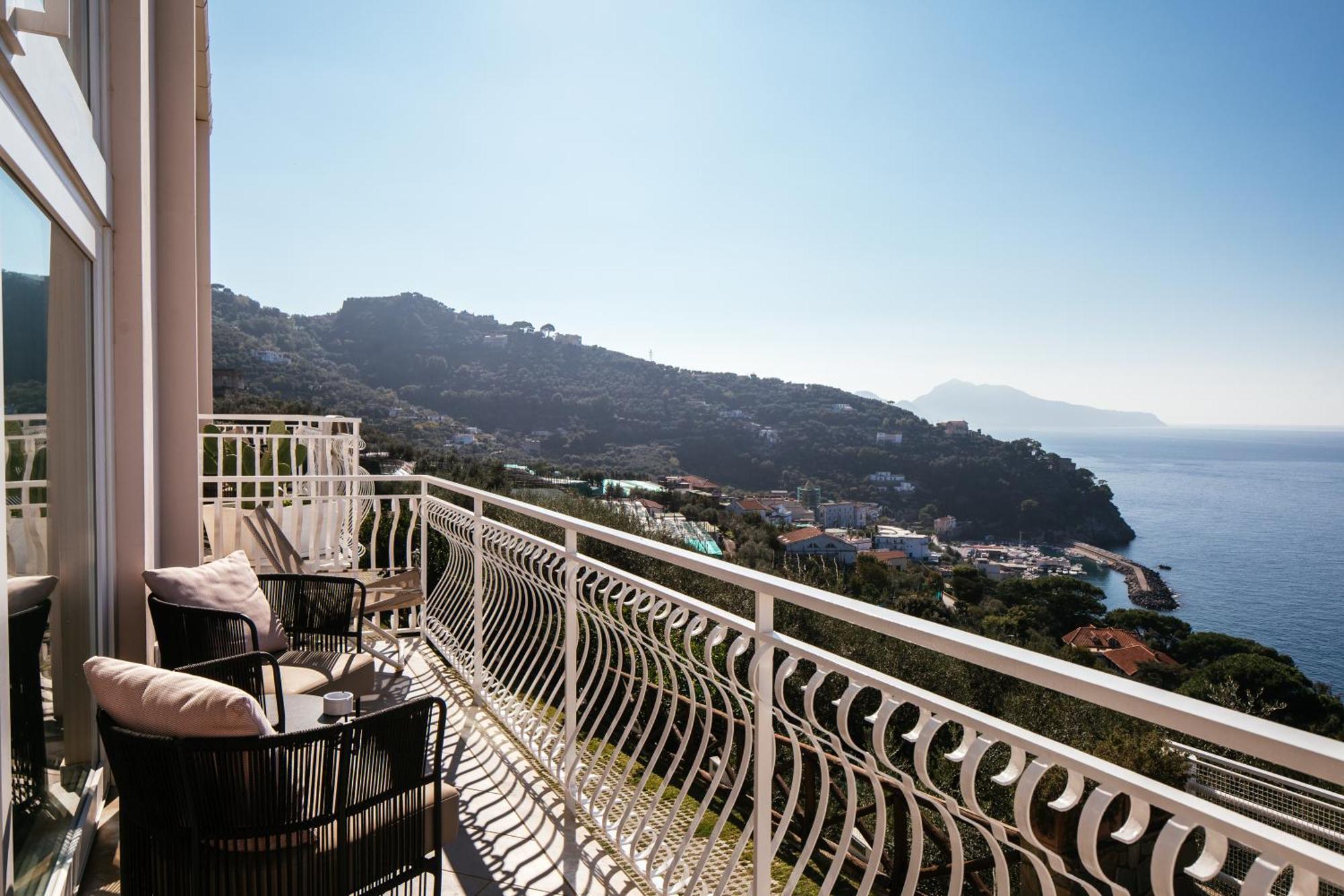 Villa Fiorella Art Hotel Massa Lubrense Bagian luar foto